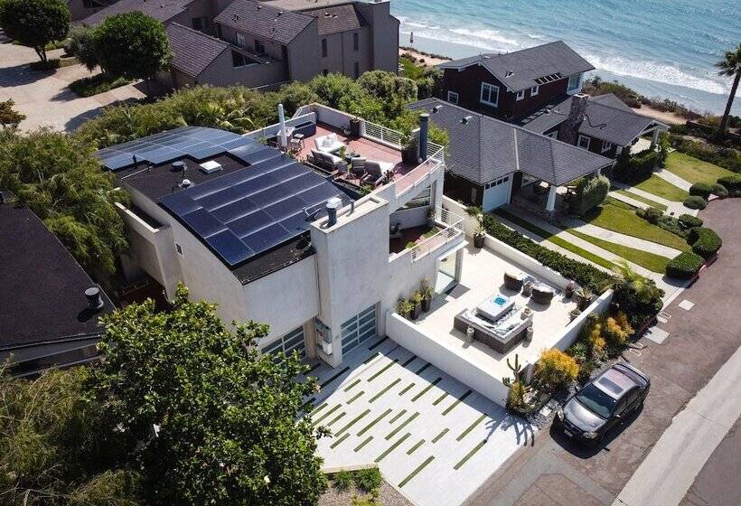 Modern Del Mar Beach Home
