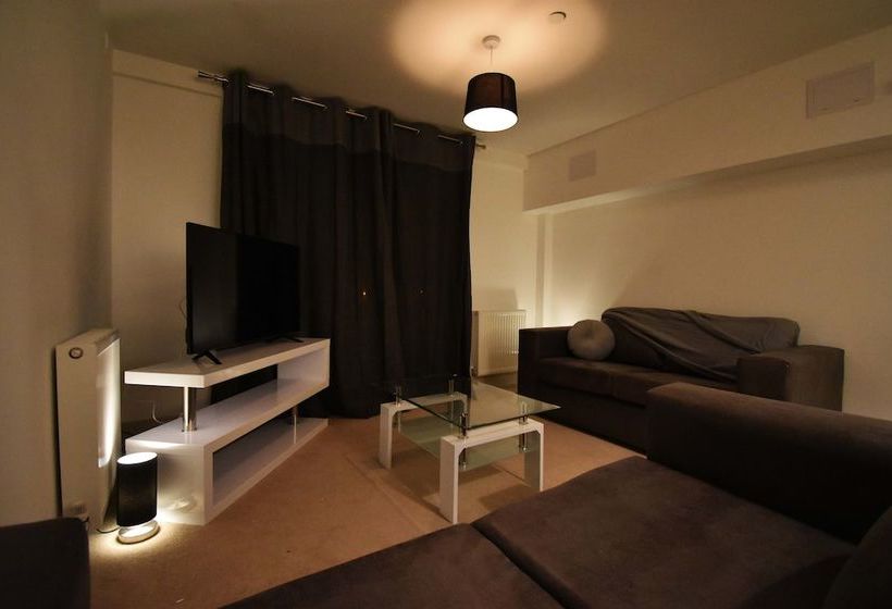 Nautica Apartments Ipswich