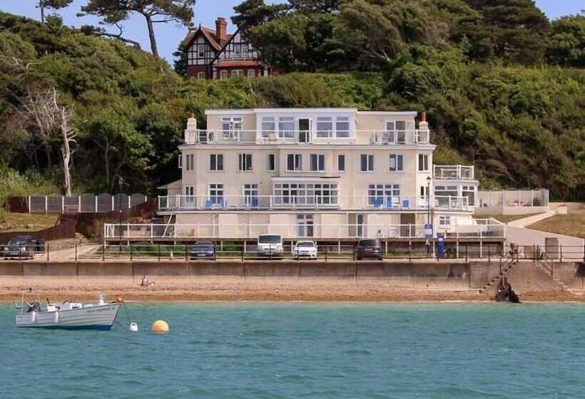 Observation Apartment On The Beach