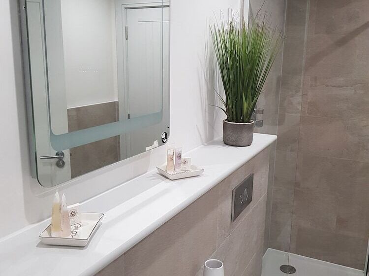 One To One Apartments