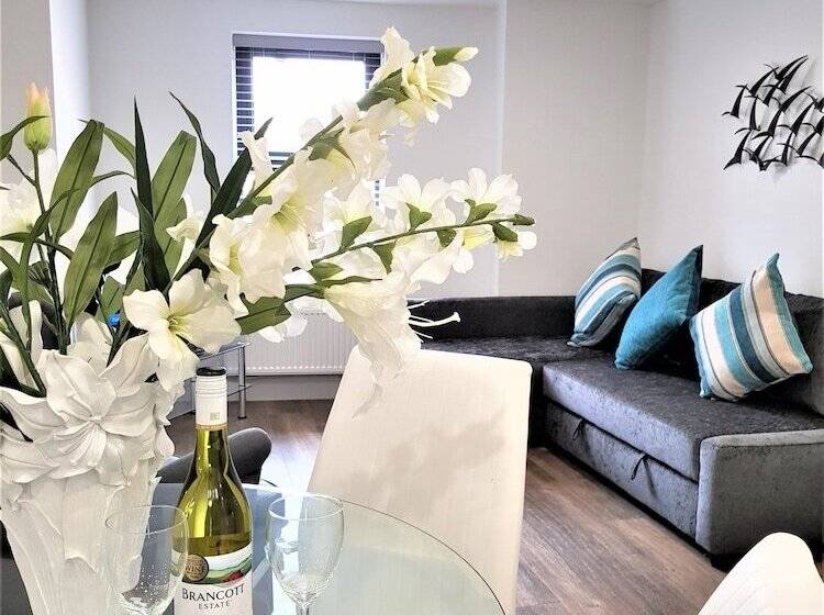 One To One Apartments