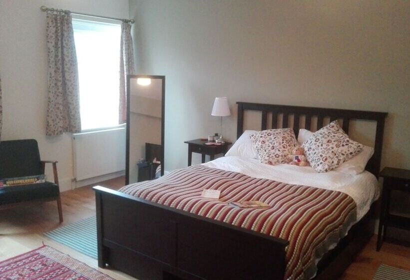 Panoramic View Of Winchester Cathedral