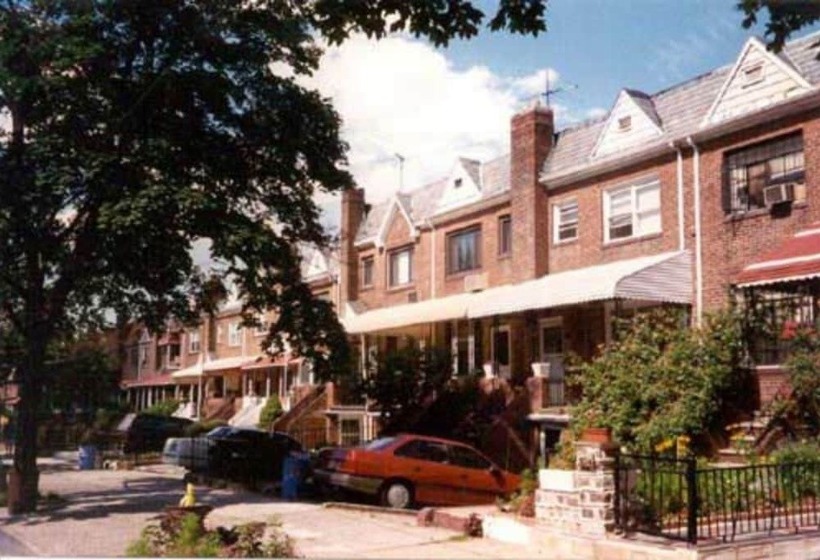 بنسيون Astoria B&b
