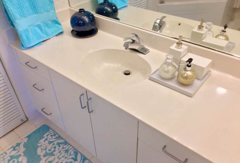 Presidential Suite I