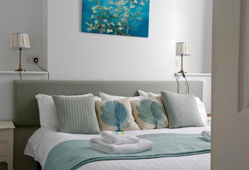 The Dolphin Hotel Exmouth