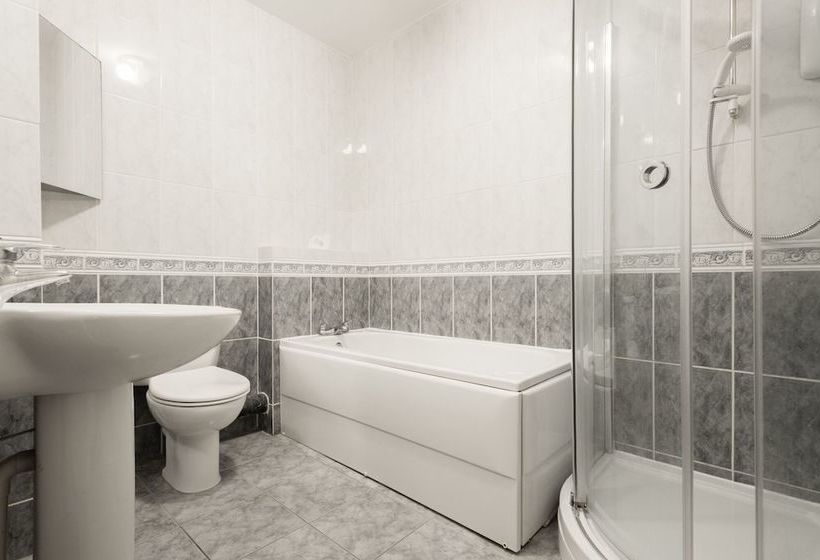 The Lapis Lounge   Large 3bdr House At River Avon