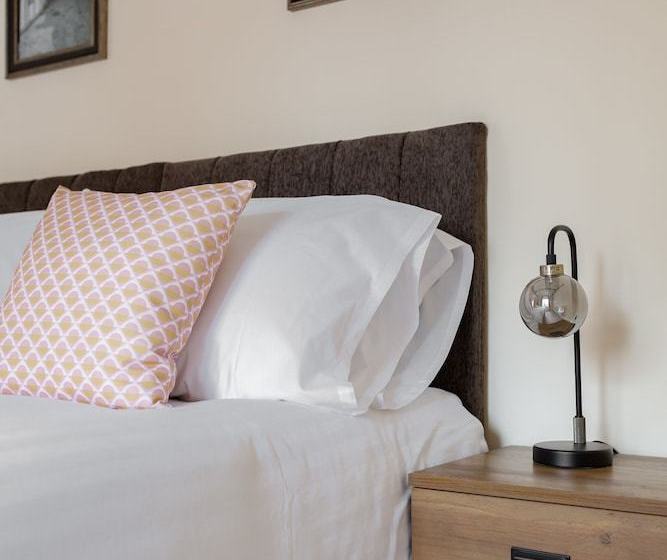 Suite On The High Street