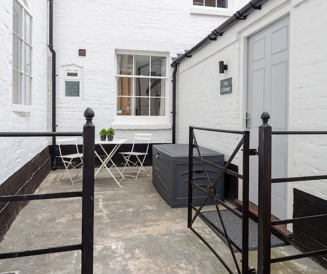 Suite On The High Street