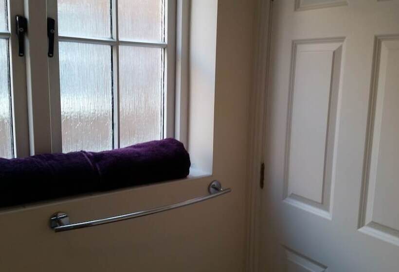 1 Sterling Court City Center