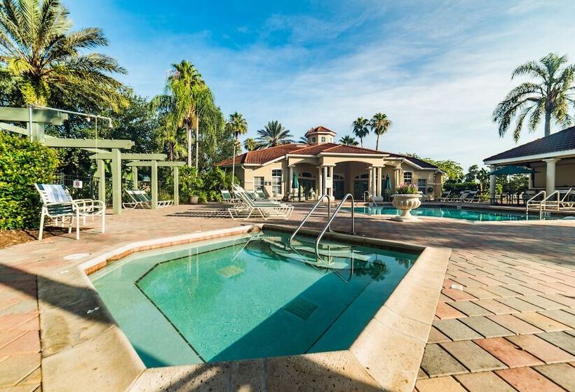 Aco238226 Emerald Island Resort 3 Bed 2.5 Baths Townhome