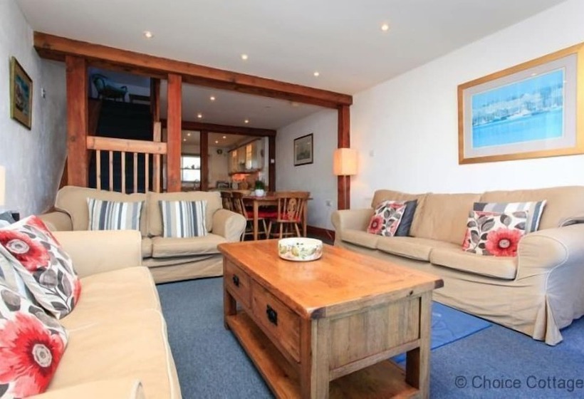 Appledore Yardarm 4 Bedrooms