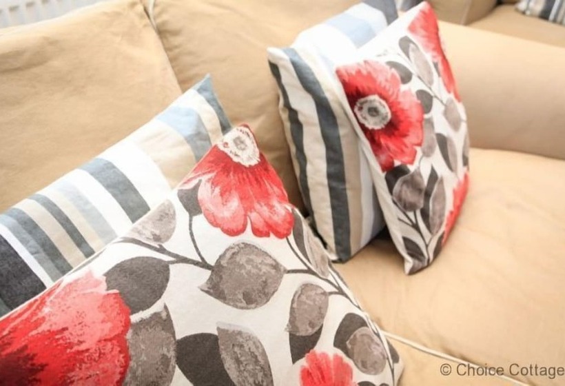 Appledore Yardarm 4 Bedrooms