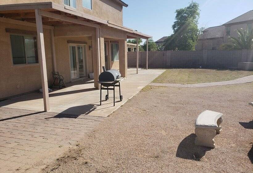 Beautiful Home In Az