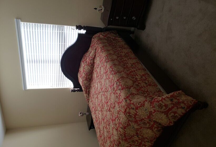 Beautiful Home In Az