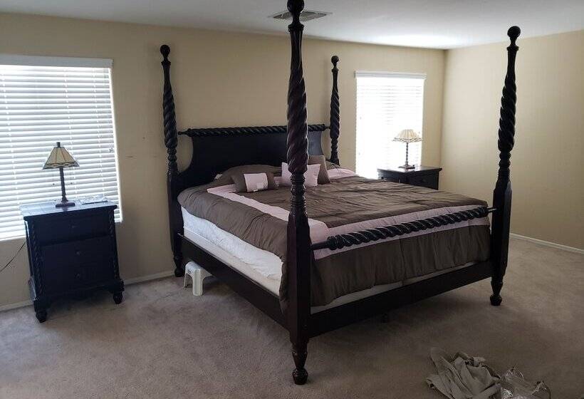 Beautiful Home In Az