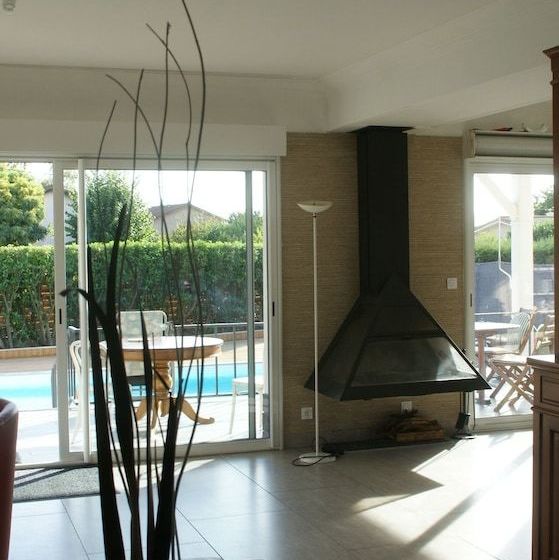 ベッドアンドブレックファースト Maison Des Coquelicots