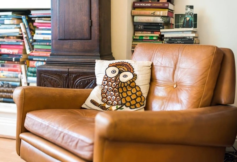 Guestready   Bright 1br Home Near Arsenal Stadium Wbalcony