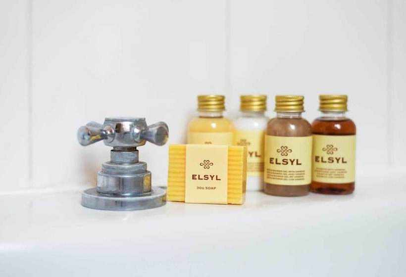 Guestready   Bright 1br Home Near Arsenal Stadium Wbalcony