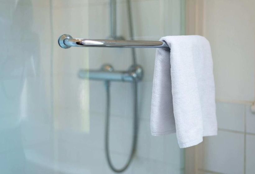 Guestready   Bright 1br Home Near Arsenal Stadium Wbalcony