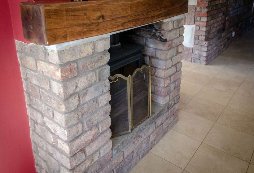 Castleview Newton Steading