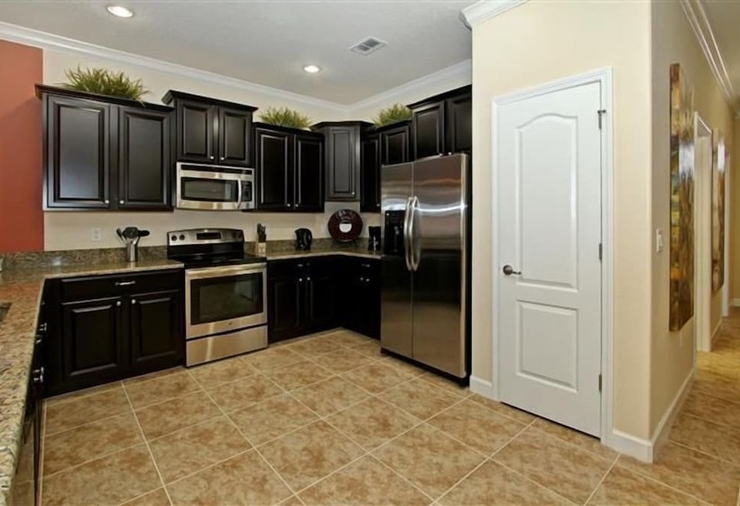 Champions Gate #6 The Retreat 8 Bed 5 Baths Villa