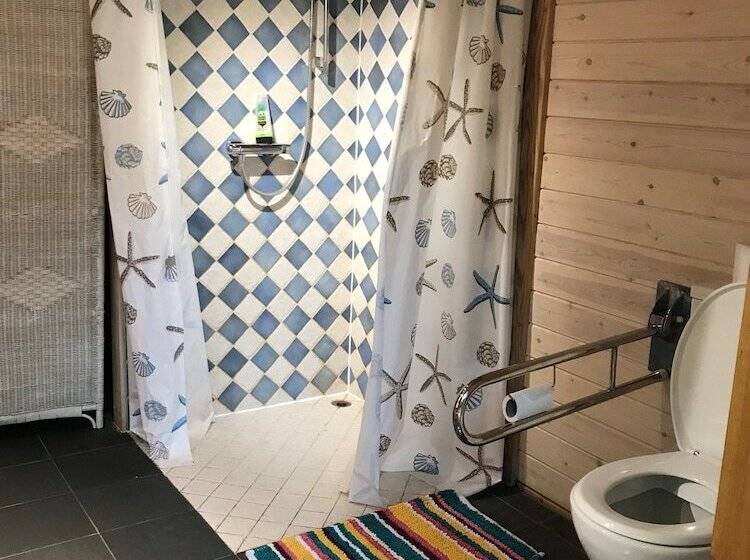 Cotswolds Camping At Holycombe