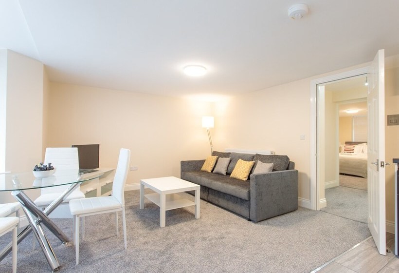 Dartford Luxurious Apartment