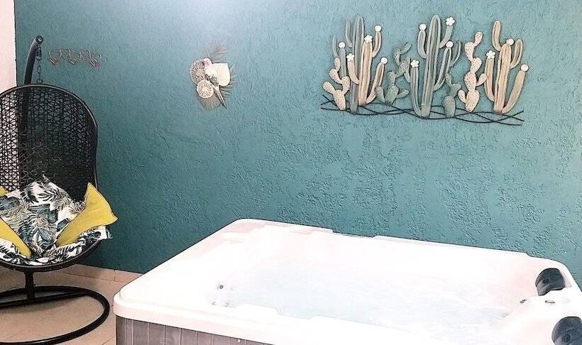 Dream House & Spa Bandol  Céline Et Olivier