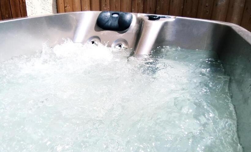 Dream House & Spa Bandol  Céline Et Olivier