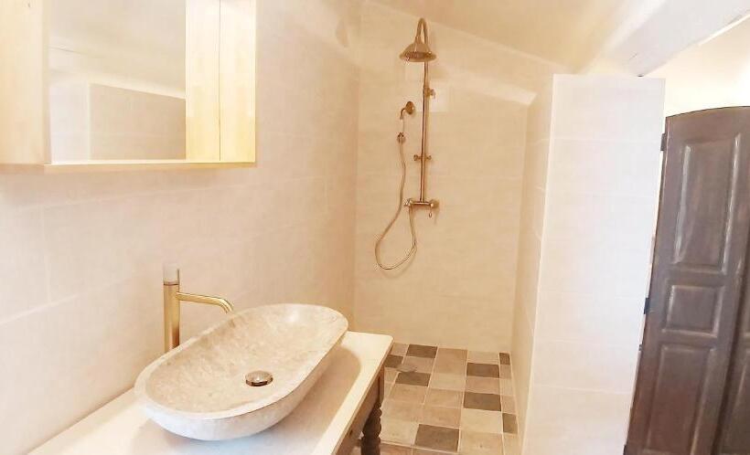 Dream House & Spa Bandol  Céline Et Olivier