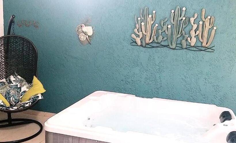 Dream House & Spa Bandol  Céline Et Olivier