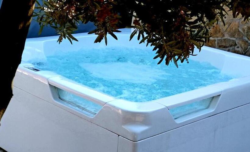 Dream House & Spa Bandol  Céline Et Olivier