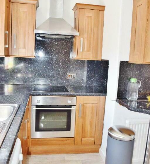 Flat In Oban Town Centre