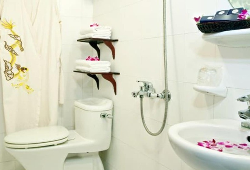 هتل Huong Hai Sealife Cruise