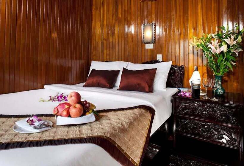 هتل Huong Hai Sealife Cruise