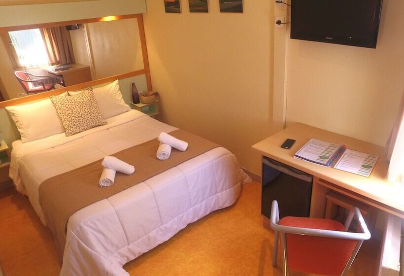 호텔 Vvf Aveyron Najac