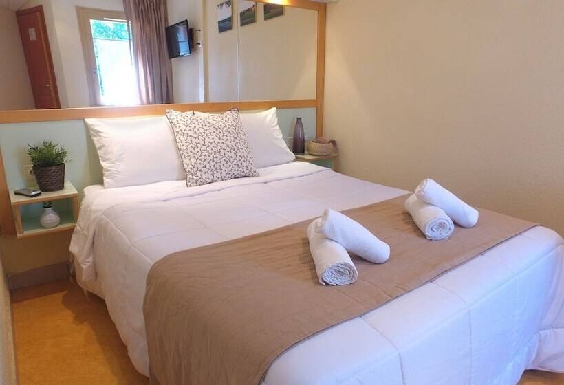 호텔 Vvf Aveyron Najac