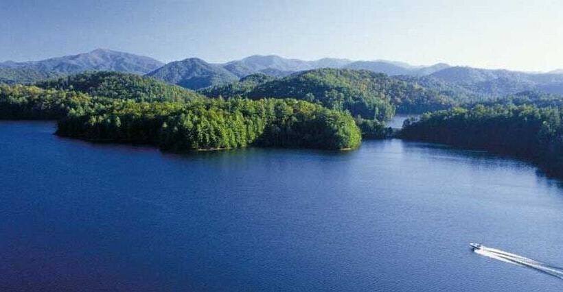 Lake Santeetlah Log Cabin