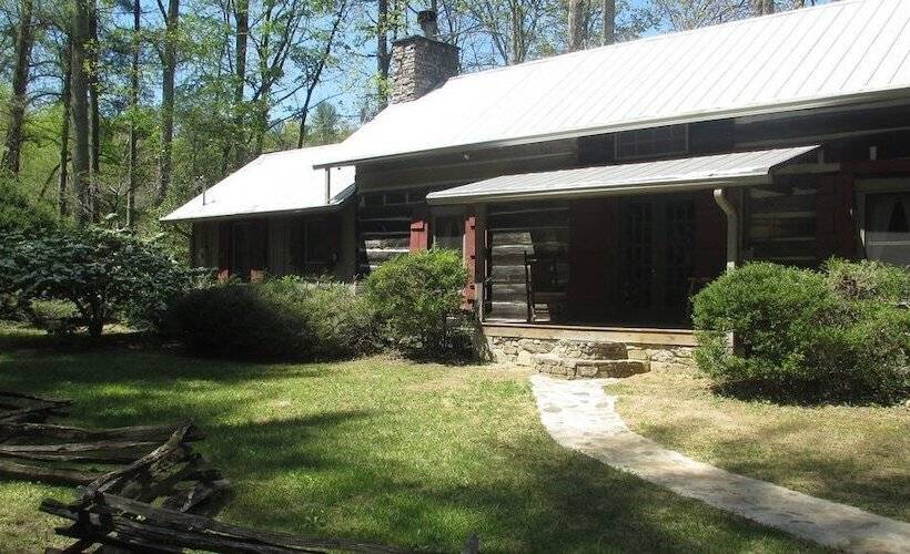 Lake Santeetlah Log Cabin