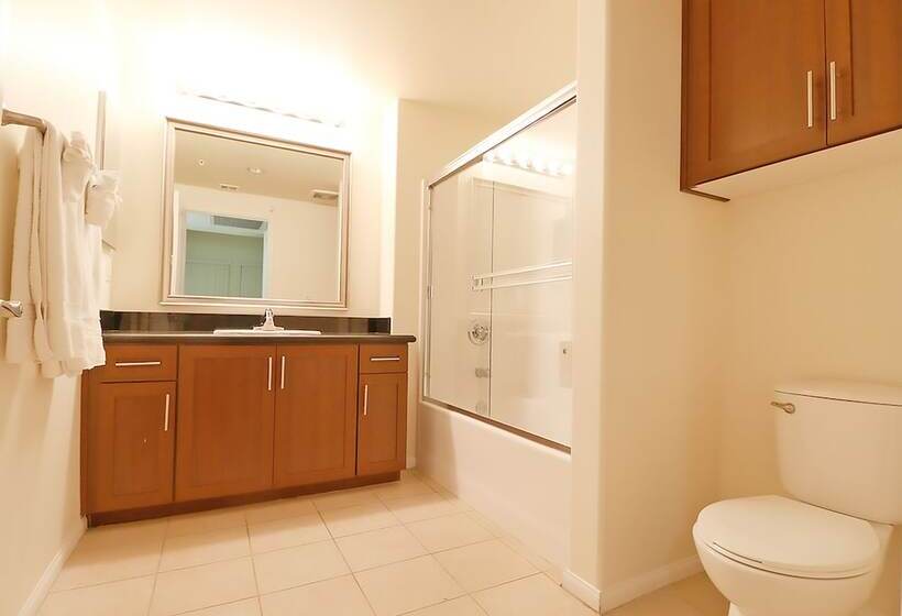 Las Premier Apartments