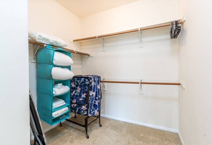 Las Premier Apartments