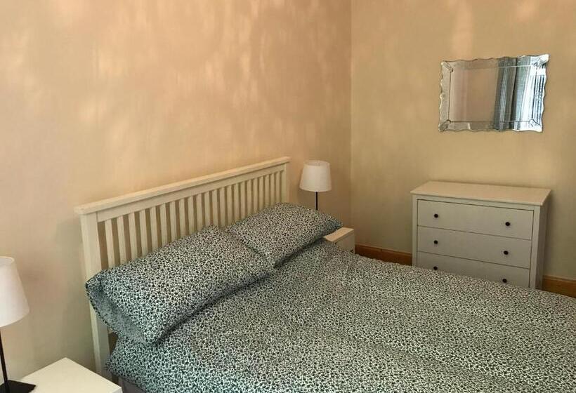 Oban Town Centre Apartment