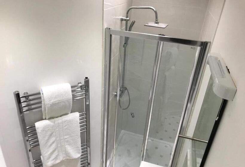 بنسيون Botley Town House