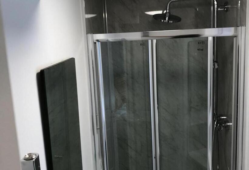 بنسيون Botley Town House