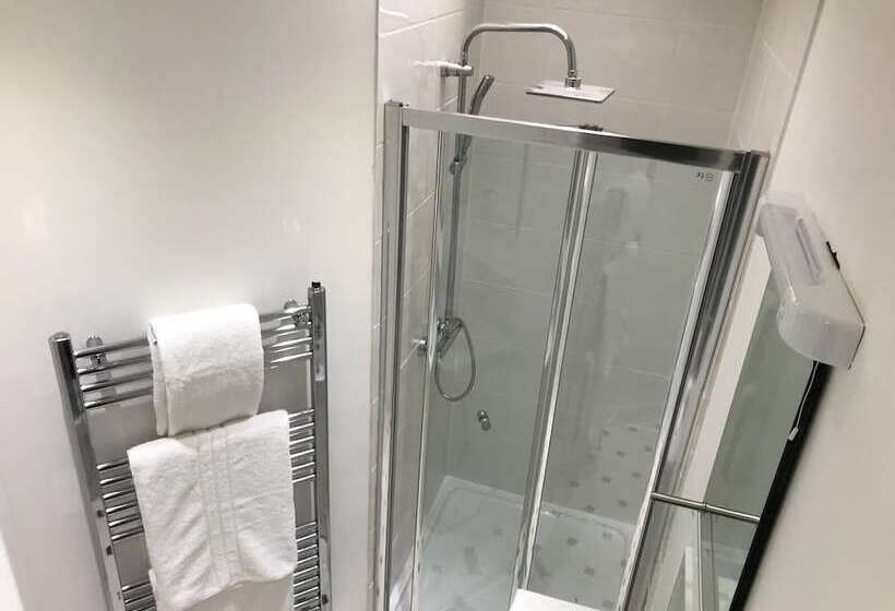 بنسيون Botley Town House