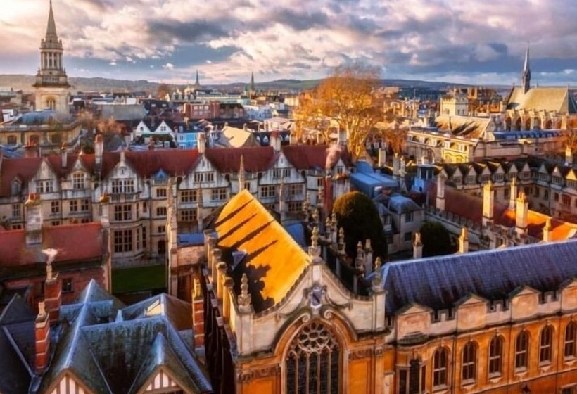 بنسيون Botley Town House