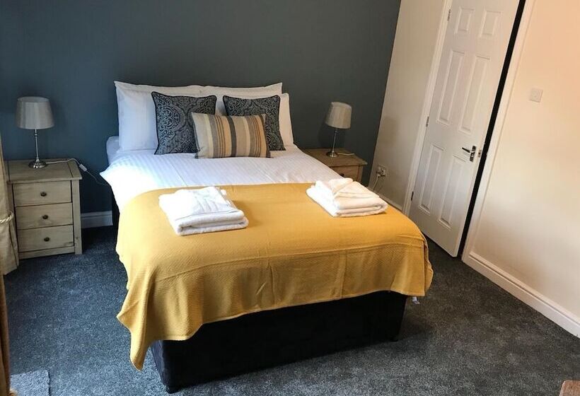 بنسيون Botley Town House