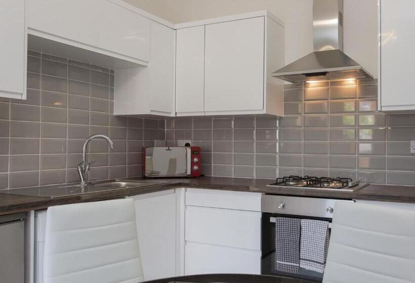 פנסיון Townhouse Plus @ Westminster Street Crewe