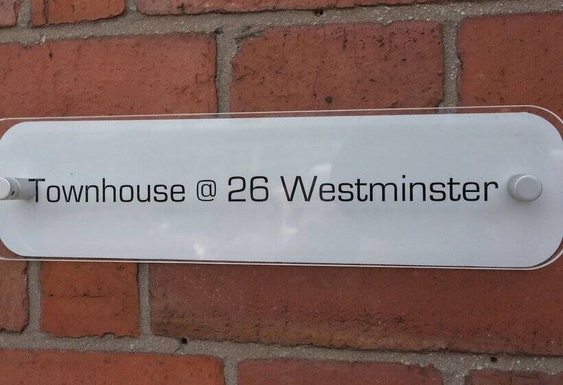 פנסיון Townhouse Plus @ Westminster Street Crewe