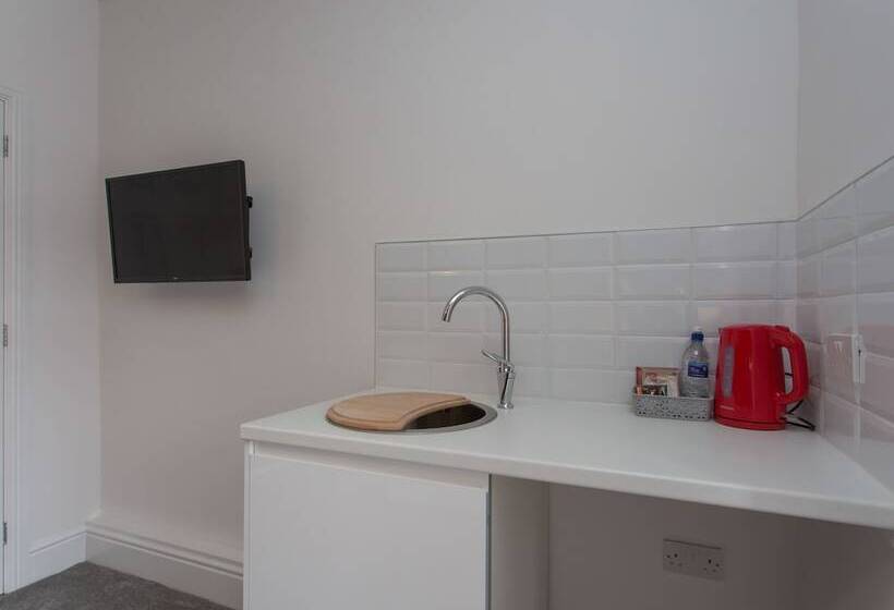 פנסיון Townhouse Plus @ Westminster Street Crewe